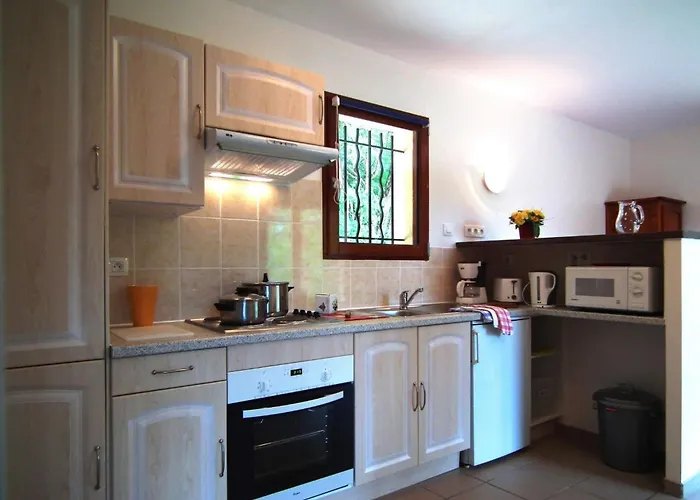 度假居 Domaene Mit Jacuzzi By Interhome