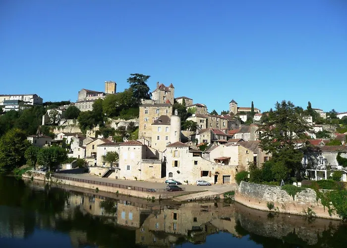 別荘 Domaene Mit Jacuzzi By Interhome